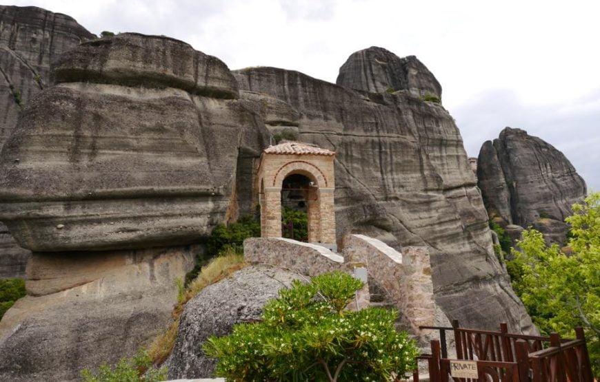 Delphi and Meteora Private Tour