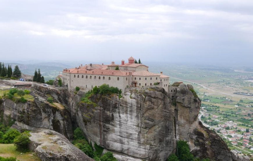 Delphi and Meteora Private Tour