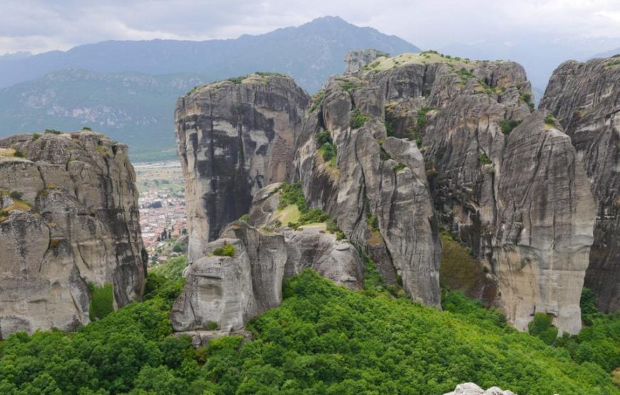 Delphi and Meteora Private Tour