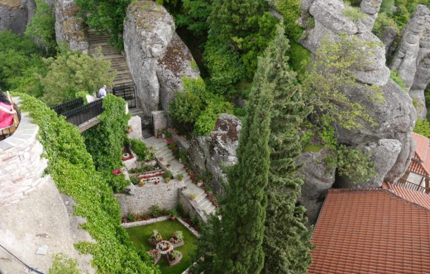 Delphi and Meteora Private Tour