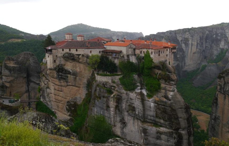 Delphi and Meteora Private Tour