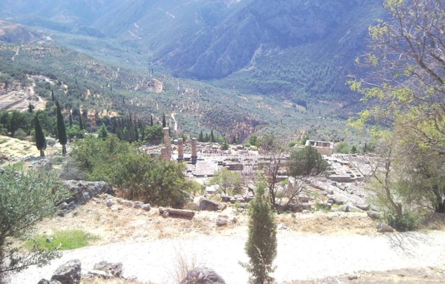 Delphi and Meteora Private Tour
